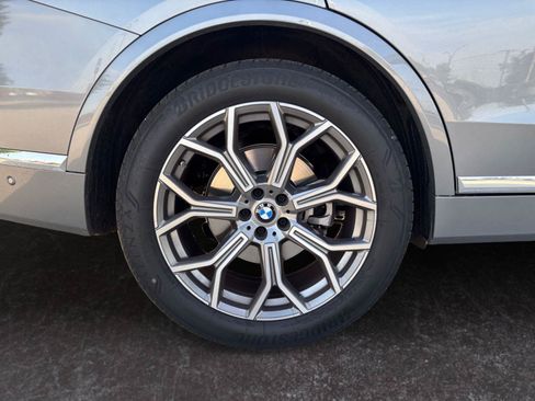 Used 2024 BMW X7 xDrive40i AWD/4WD image 27