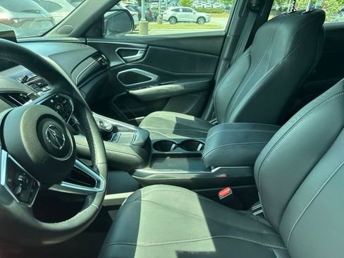 Used 2025 Acura RDX SH-AWD image 2