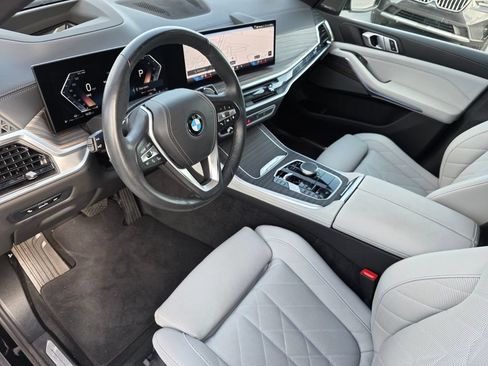 Certified 2025 BMW X5 xDrive40i w/ Premium Package AWD/4WD image 7