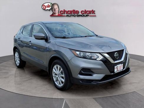 Used 2021 Nissan Rogue Sport S image 7
