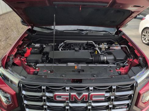 New 2026 GMC Canyon AT4 w/ Technology Plus Package AWD/4WD image 17