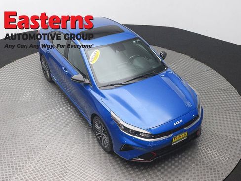 Used 2023 Kia Forte GT-Line w/ GT-Line Premium Package FWD image 3