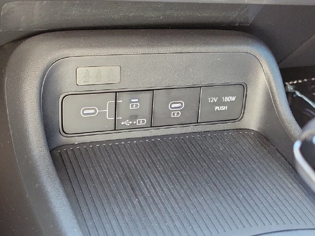 Used 2024 Hyundai Kona SEL FWD image 14