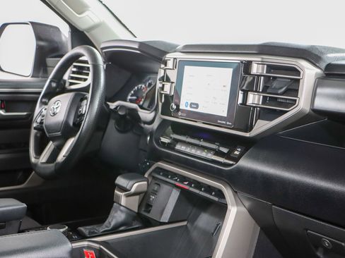 Used 2024 Toyota Tundra SR5 AWD/4WD image 27