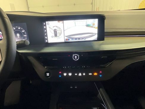 Used 2025 Nissan Murano SL AWD/4WD image 34