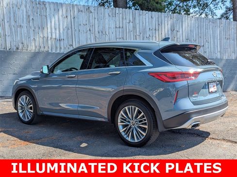 Used 2024 INFINITI QX50 Sensory image 3