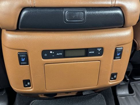 Used 2024 INFINITI QX80 Sensory AWD/4WD image 19