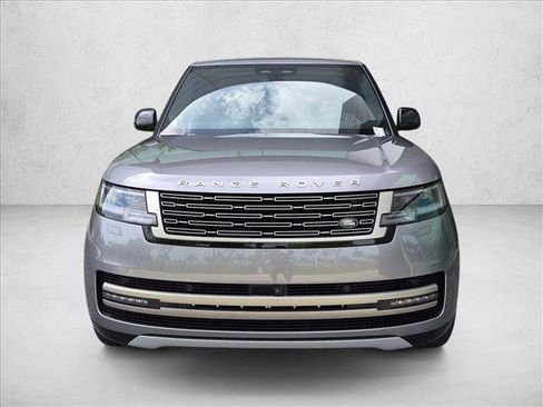 Certified 2025 Land Rover Range Rover SE AWD/4WD image 2