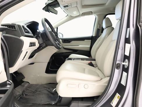 Used 2025 Honda Odyssey EX-L image 13