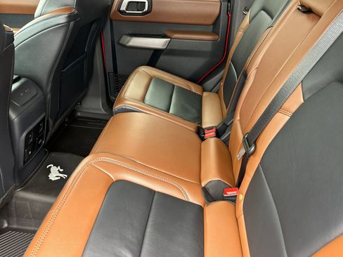 Used 2023 Ford Bronco Outer Banks image 12