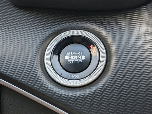 Certified 2025 Jeep Grand Cherokee Laredo image 25