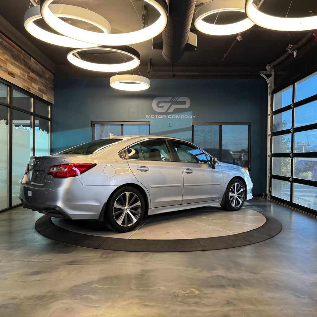 Used 2018 Subaru Legacy 2.5i Limited AWD/4WD image 3