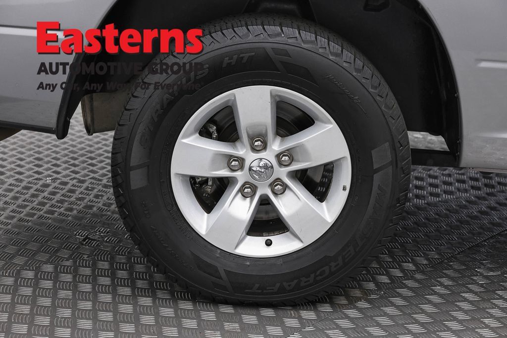 Used 2024 RAM 1500 Classic SLT RWD image 28