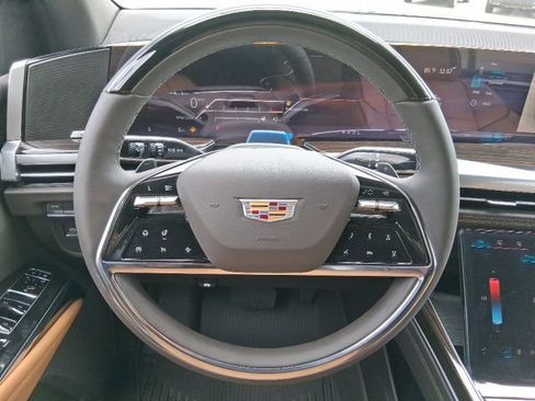 New 2026 Cadillac Escalade ESV Luxury w/ LPO, Floor Liner Package RWD image 10
