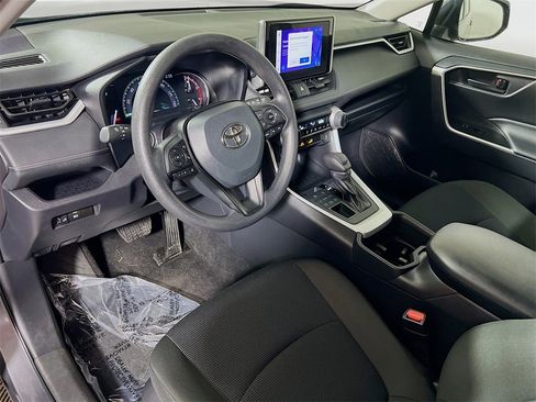 Certified 2025 Toyota RAV4 LE image 9