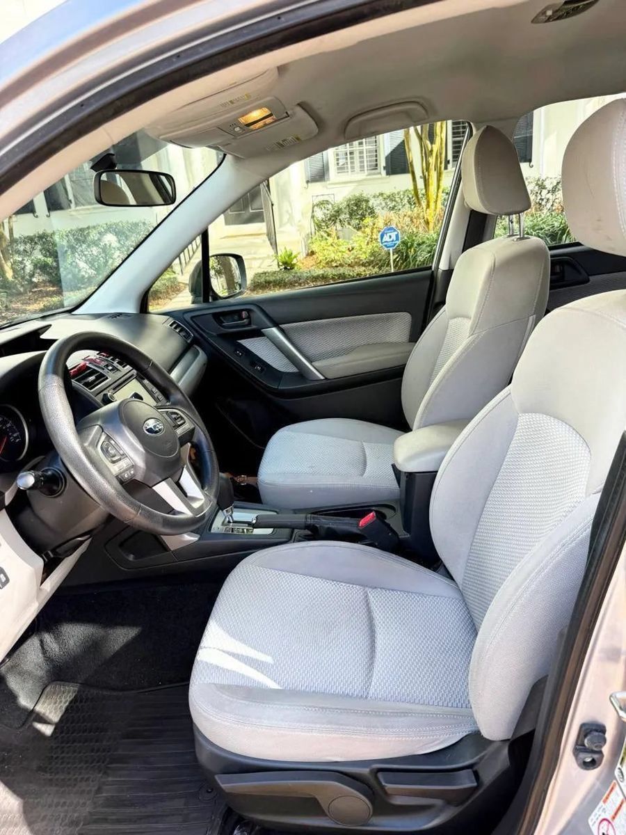 Used 2017 Subaru Forester 2.5i w/ Alloy Wheel Package AWD/4WD image 7