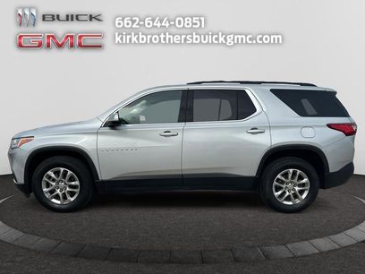 Used 2021 Chevrolet Traverse LT