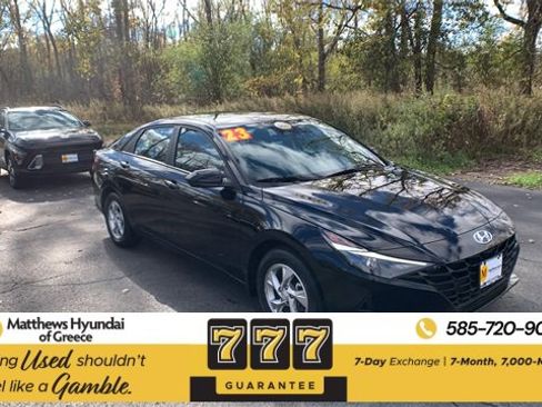 Used 2023 Hyundai Elantra SE image 7