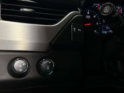 Used 2020 GMC Yukon SLE AWD/4WD image 35
