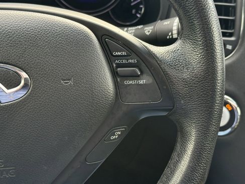 Used 2017 INFINITI QX50 AWD w/ Deluxe Touring Package image 16