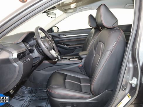 Used 2023 Nissan Altima 2.5 SR image 9