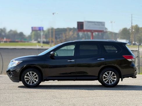 Used 2013 Nissan Pathfinder SV image 8
