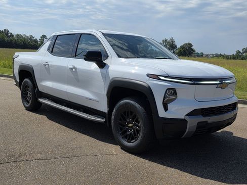New 2026 Chevrolet Silverado EV LT AWD/4WD image 2