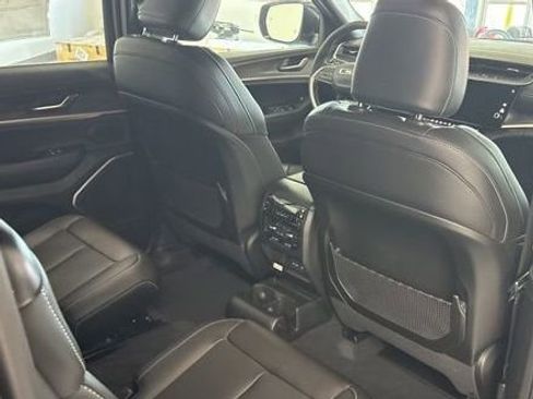 New 2026 Jeep Grand Cherokee L Limited image 27