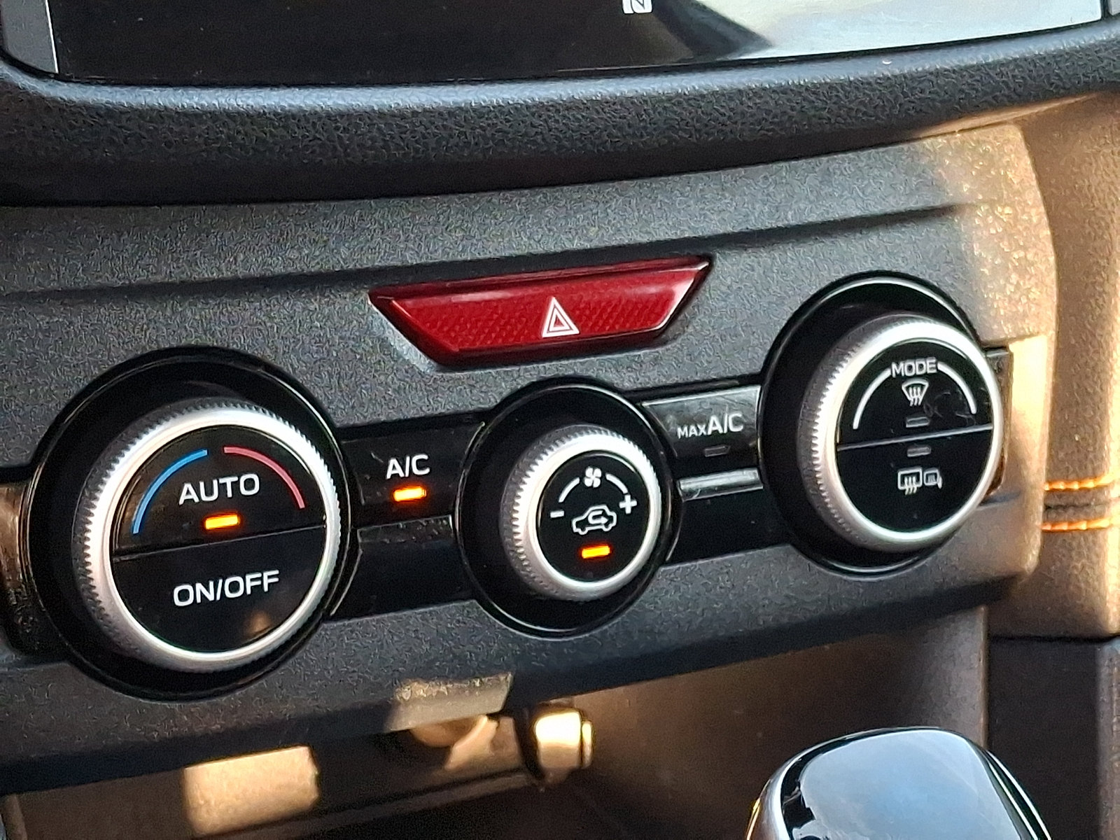 Used 2019 Subaru Crosstrek 2.0i Limited w/ Moonroof Package w/Navigation AWD/4WD image 19