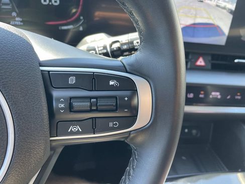 Used 2024 Kia Sportage EX AWD/4WD image 28