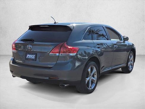 Used 2011 Toyota Venza image 5