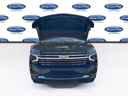 Used 2023 Chevrolet Suburban Premier image 34