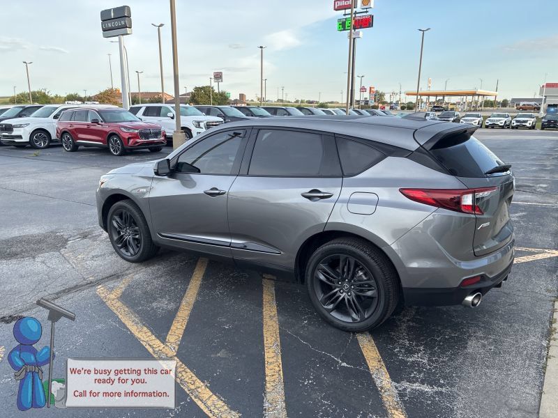Used 2023 Acura RDX w/ Advance Package AWD/4WD image 3