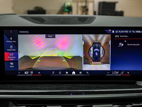 Used 2026 BMW X5 M60i w/ Executive Package image 26