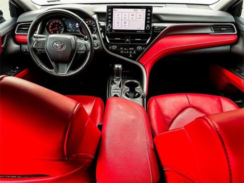 Used 2023 Toyota Camry XSE image 28
