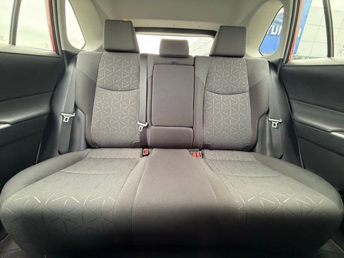 Used 2021 Toyota RAV4 XLE image 29