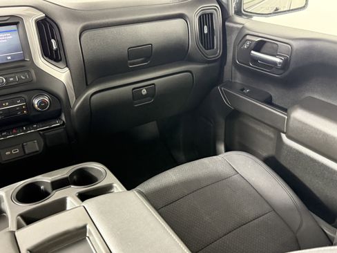 Used 2022 Chevrolet Silverado 1500 Custom w/ Safety Confidence Package RWD image 14