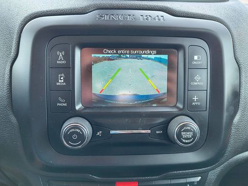 Used 2016 Jeep Renegade Limited AWD/4WD image 12