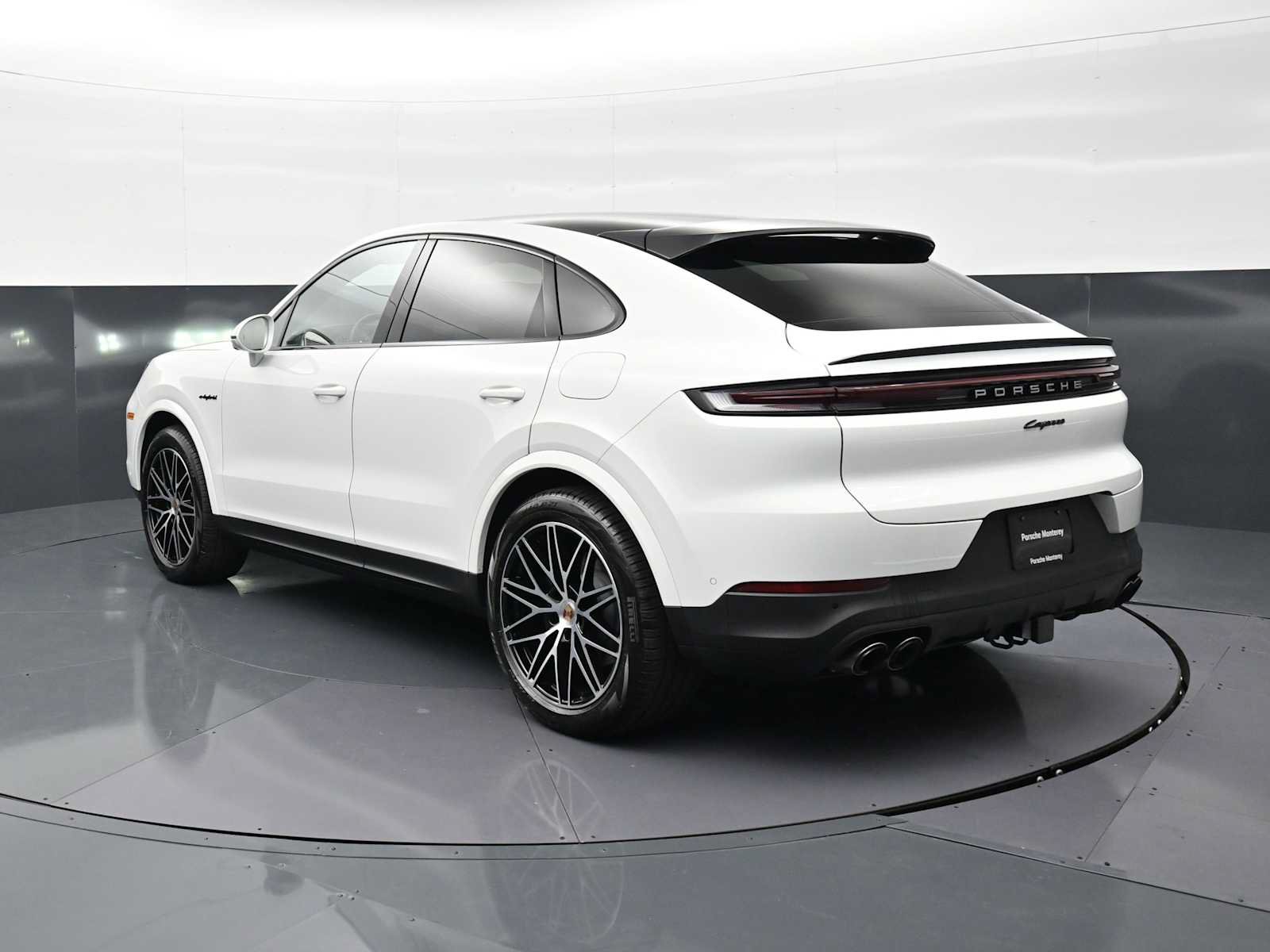 New 2025 Porsche Cayenne E-Hybrid Coupe AWD/4WD image 3