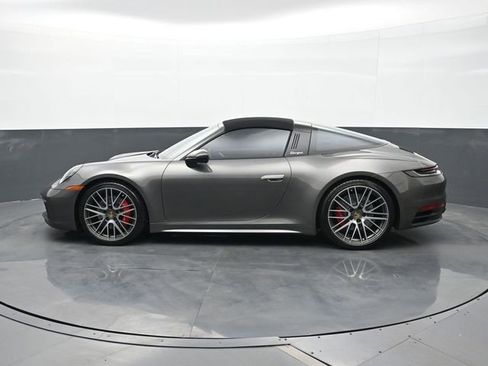 Certified 2024 Porsche 911 Targa 4S AWD/4WD image 2