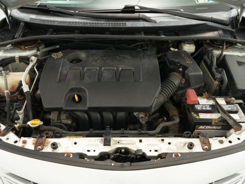Used 2013 Toyota Corolla LE FWD image 49