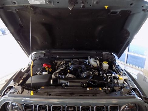 Certified 2024 Jeep Gladiator Rubicon image 31