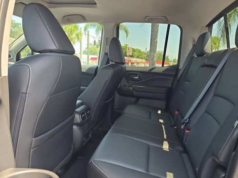 Used 2025 Honda Ridgeline RTL image 15