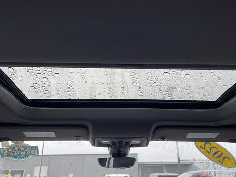 Certified 2022 Chevrolet Silverado 1500 LTZ w/ LTZ Premium Package image 21