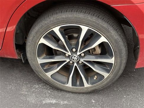 Used 2019 Toyota Corolla SE image 11