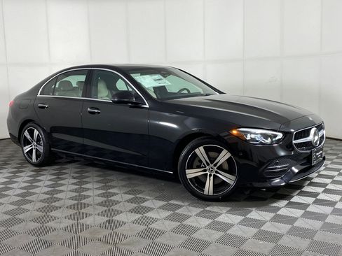 Used 2025 Mercedes-Benz C 300 4MATIC Sedan image 6