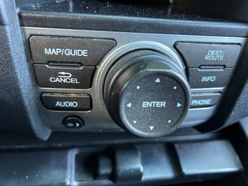 Used 2012 Honda Pilot Touring image 21