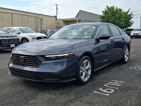 Certified 2023 Honda Accord LX image 3
