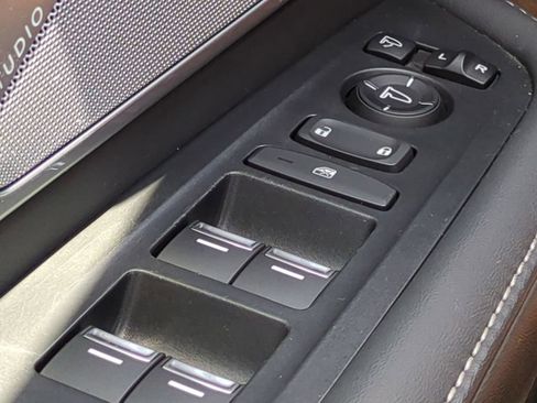Used 2024 Acura RDX SH-AWD w/ Advance Package image 24