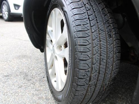 Used 2012 Nissan Juke SV AWD/4WD image 20